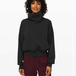 Lululemon Full flourish funnel neck pull over black size 8